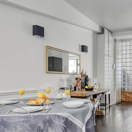Wide & Stunning Loft In The Heart Of The 17th Arr Parigi