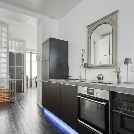 Wide & Stunning Loft In The Heart Of The 17th Arr Appartamento