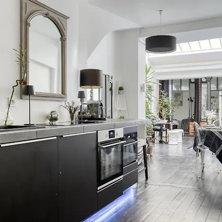 Wide & Stunning Loft In The Heart Of The 17th Arr Parigi